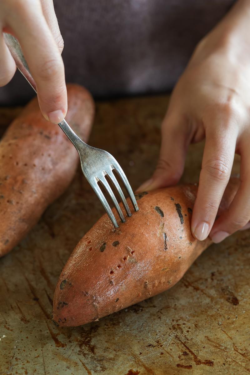 Process image of Sweet Potato Millet Congee