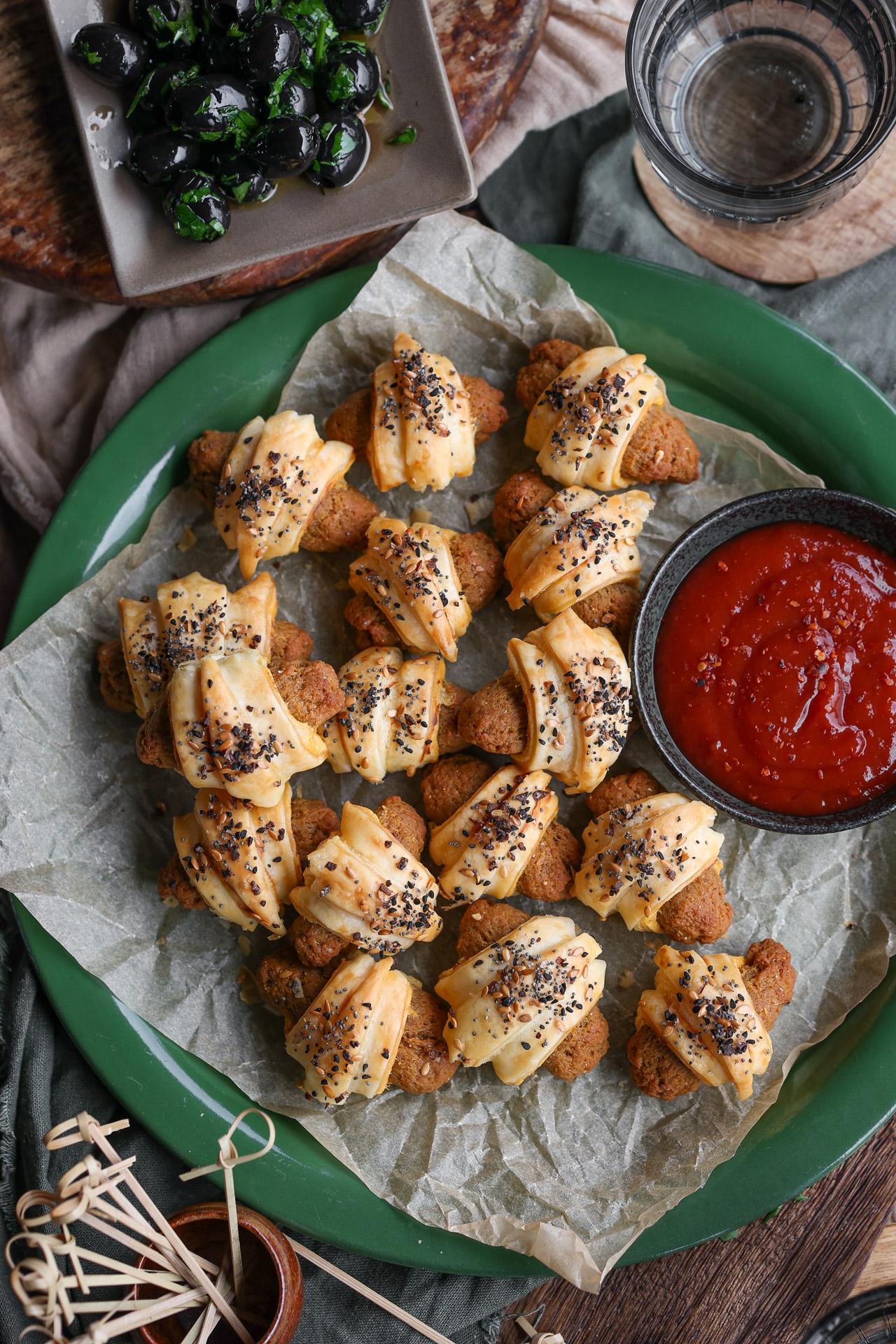 Main image of 'Pigs' in a Blanket