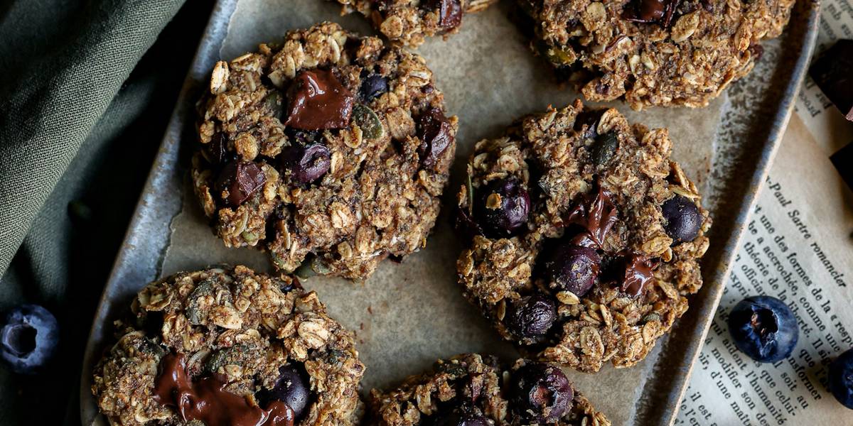 One-Bowl Blueberry Almond Breakfast Cookies | Pick Up Limes
