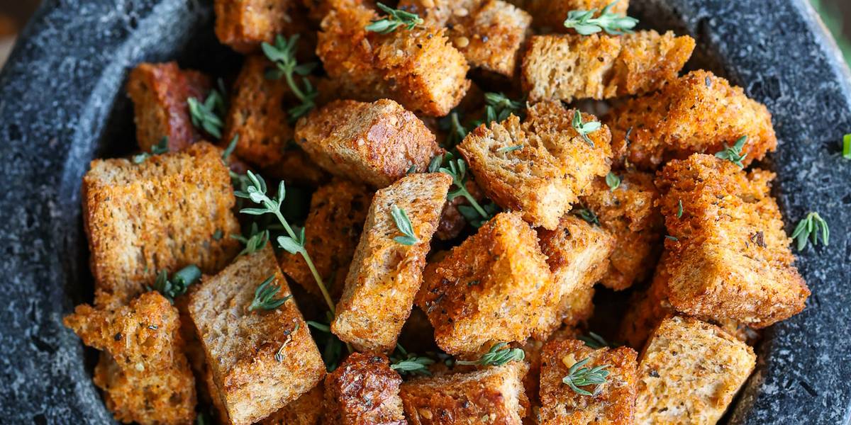 Homemade Crunchy Croutons | Pick Up Limes