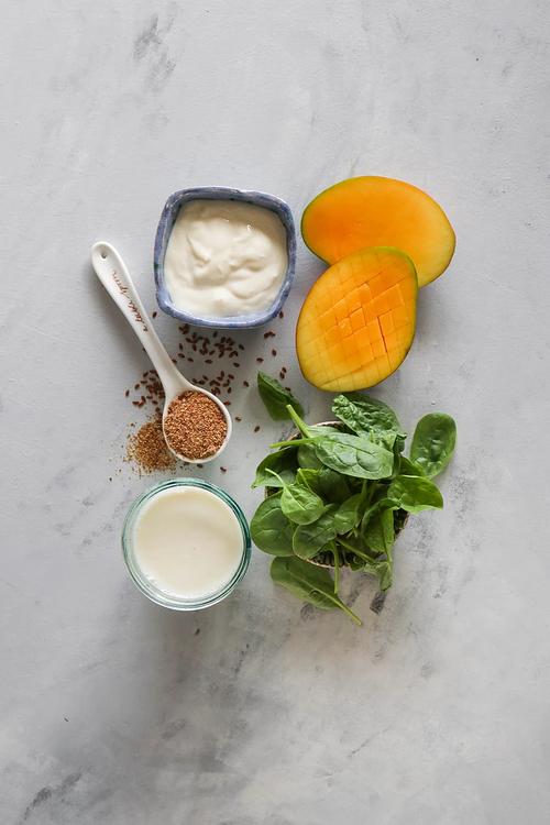 Mango Spinach Smoothie Pick Up Limes