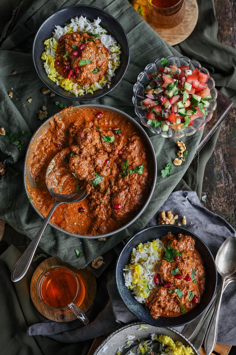 Process image of Vegan Persian Fesenjān
