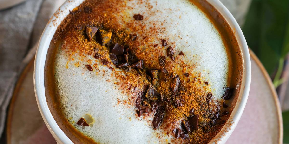 Golden Vegan Hot Chocolate | Pick Up Limes