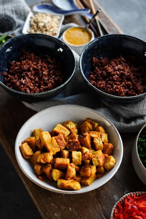 Pick Up Limes Golden Tempeh Nourish Bowl