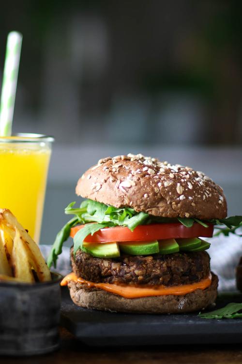 Pick Up Limes Mushroom & Rice Burger