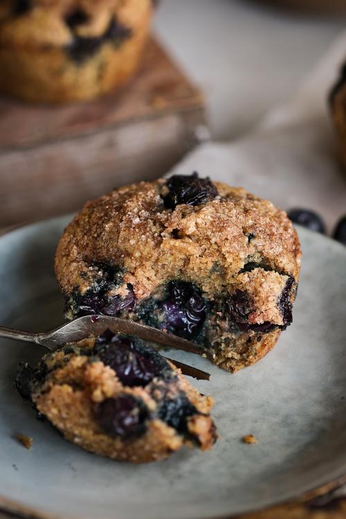 OneBowl Oatmeal Blueberry Muffins Pick Up Limes