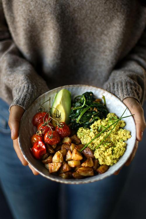 Pick Up Limes Vegan "Egg" Salad Breakfast Bowl