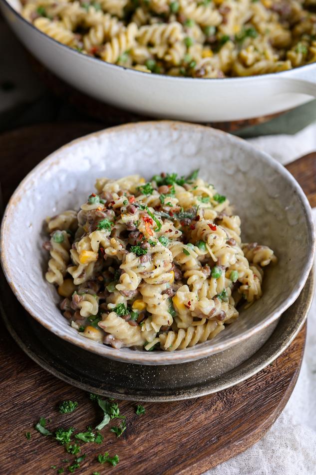 image of White Sauce Veggie Pasta