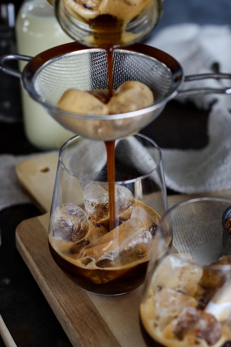 Process image of Shaken Brown Sugar Iced Coffee
