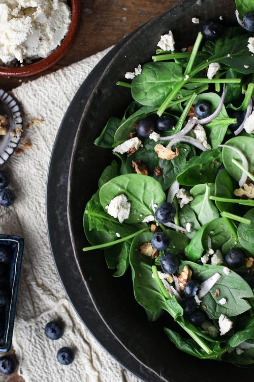 Spinach, Blueberry & "Feta" Salad Pick Up Limes