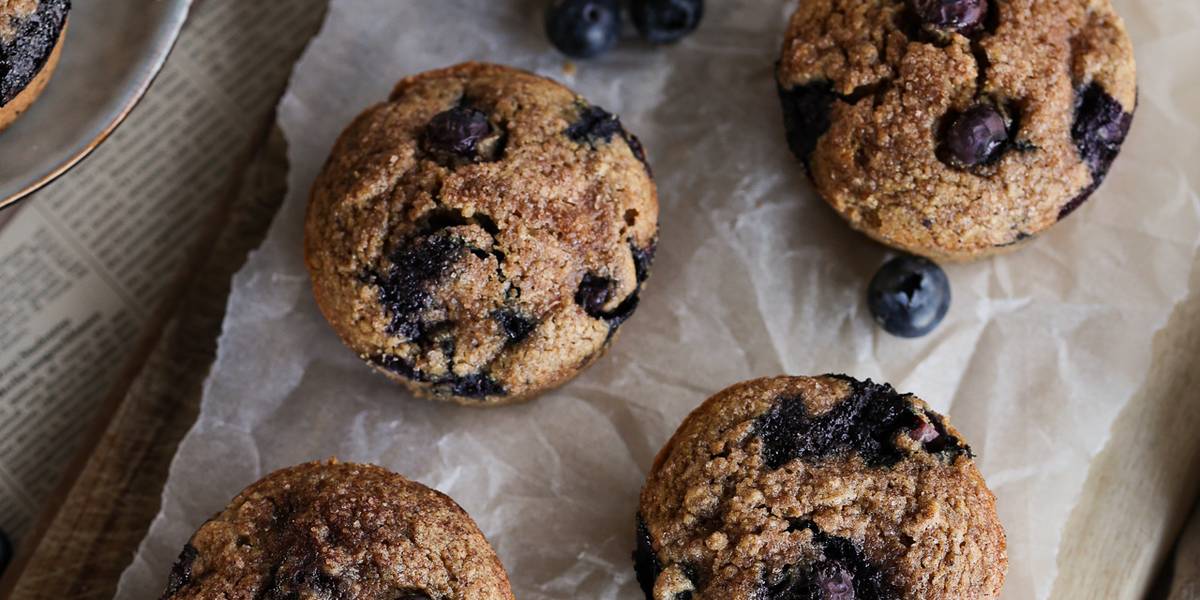 One-Bowl Oatmeal Blueberry Muffins | Pick Up Limes