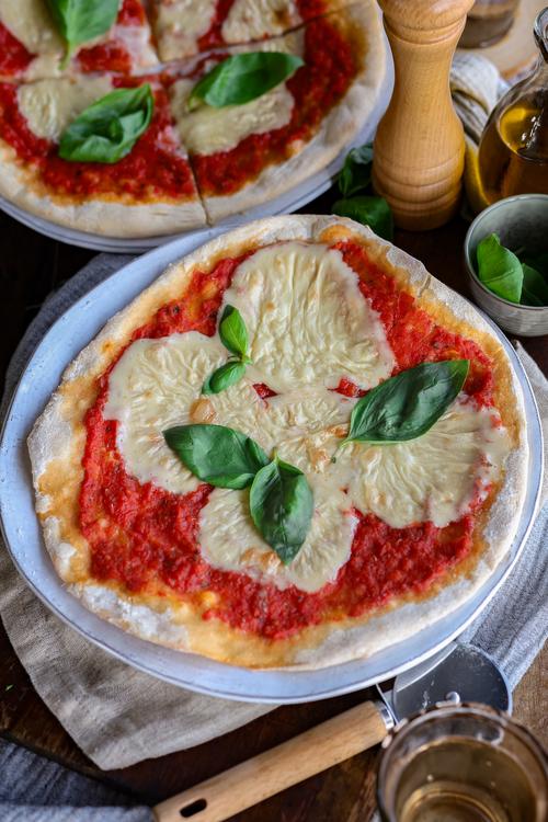 image of Pizza Margherita with Homemade 'Mozzarella'