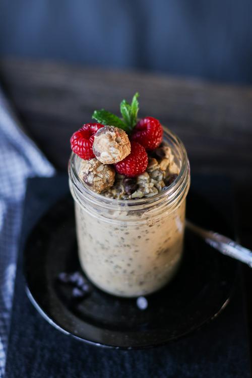 Chocolate Chip Cookie Dough Overnight Oats Pick Up Limes