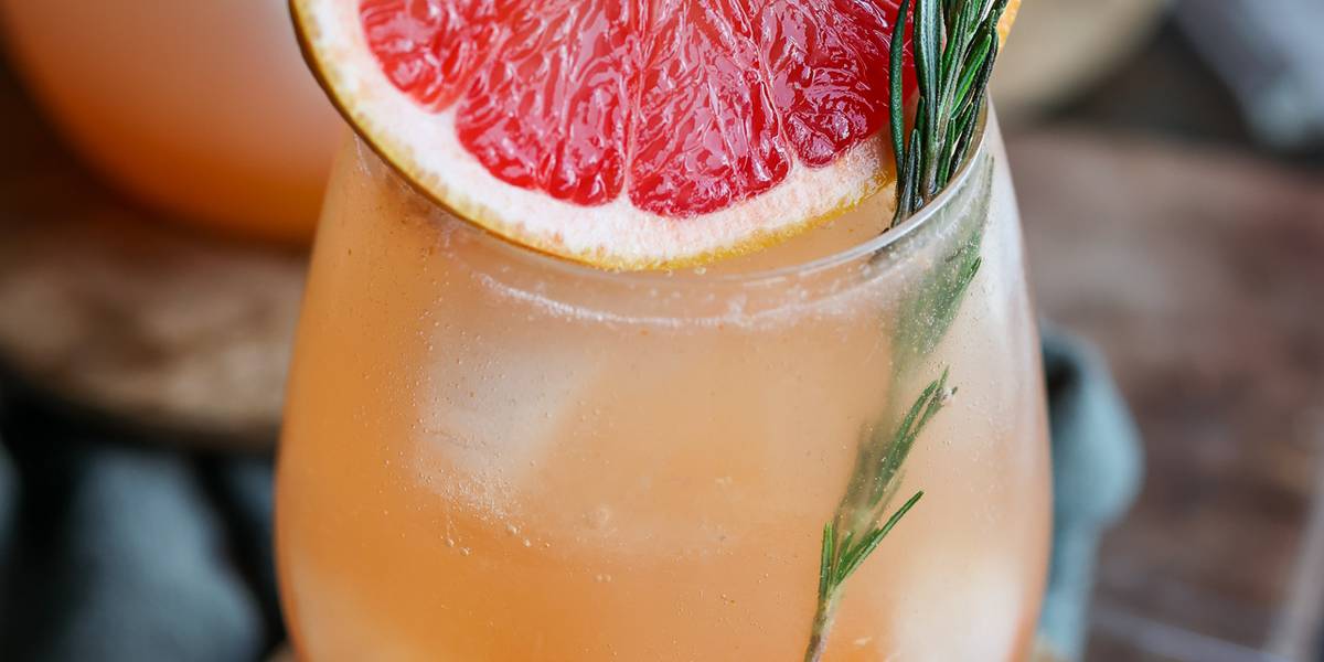 Grapefruit Rosemary Spritzer | Pick Up Limes