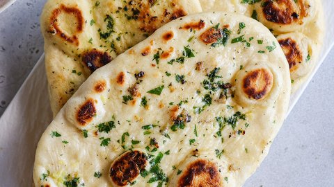 Vegan Garlic Naan