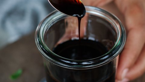Balsamic Vinegar Reduction