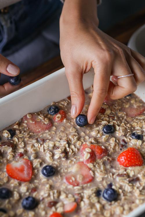 Baked Berry & Pecan Oatmeal Pick Up Limes