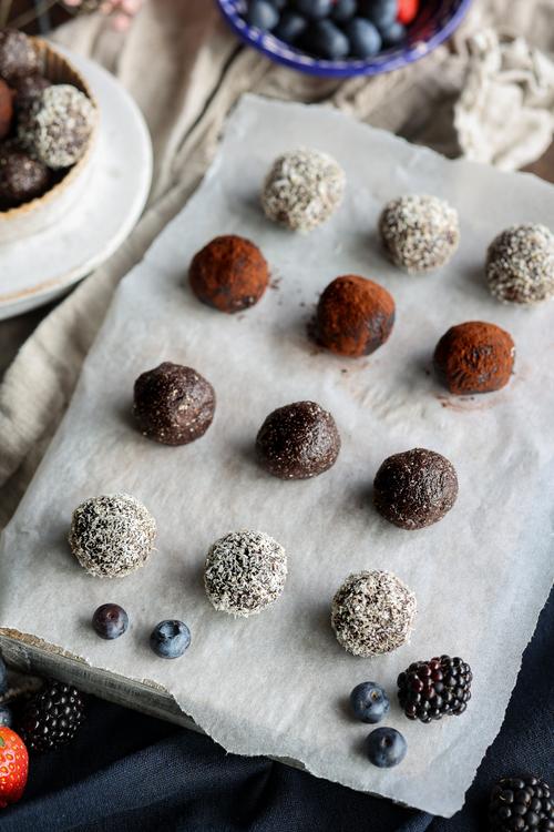 Chocolate Fudge Brownie Bites Pick Up Limes