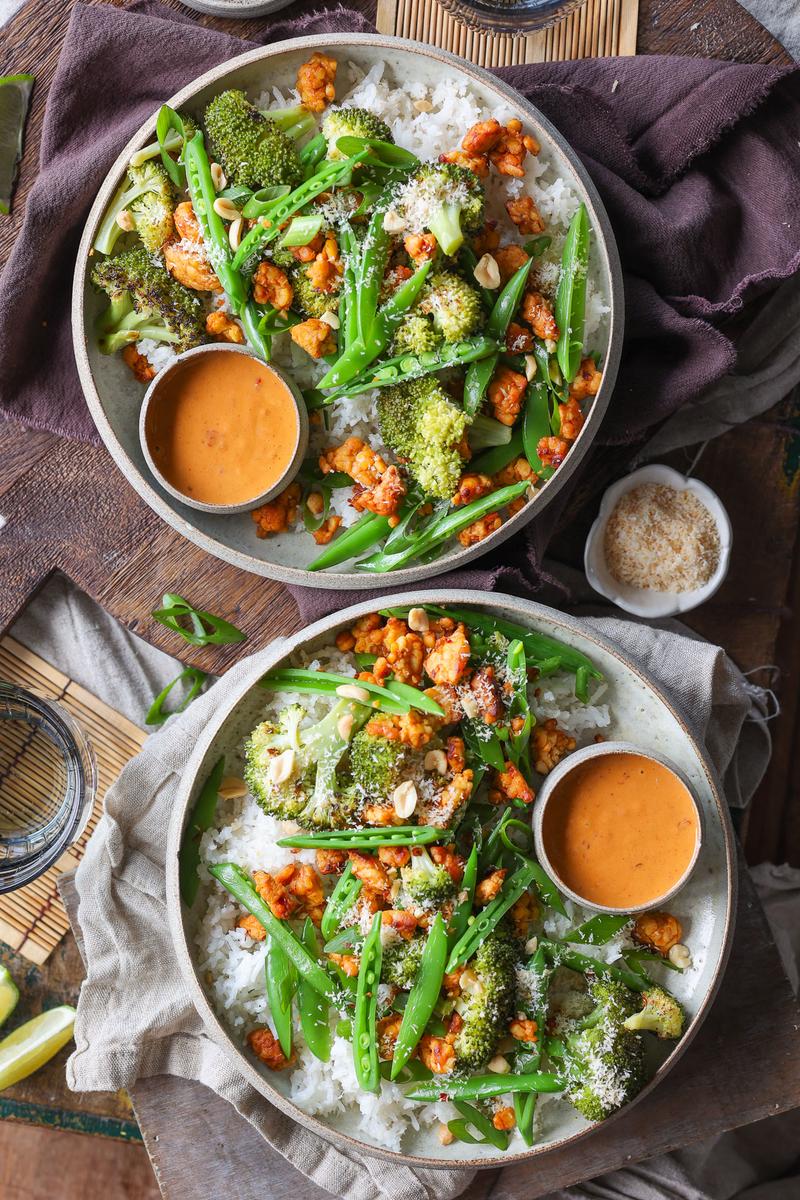 Process image of Tempeh Coconut Rice with Peanut Sauce