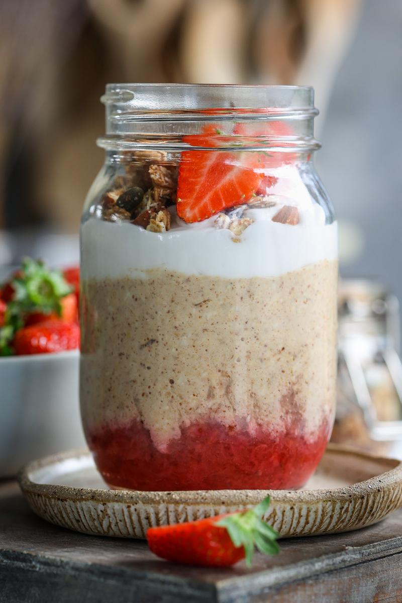 Image of Strawberry Cheesecake Overnight Oats (Nourish eBook)