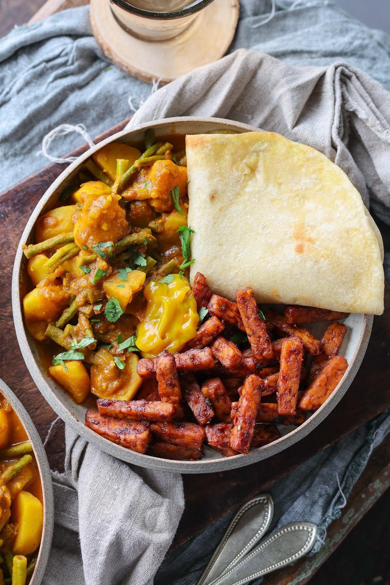 Main image of Potato & Long Beans Masala with Ketjap Tempeh