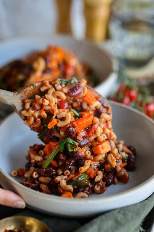 Macaroni Chili Pick Up Limes