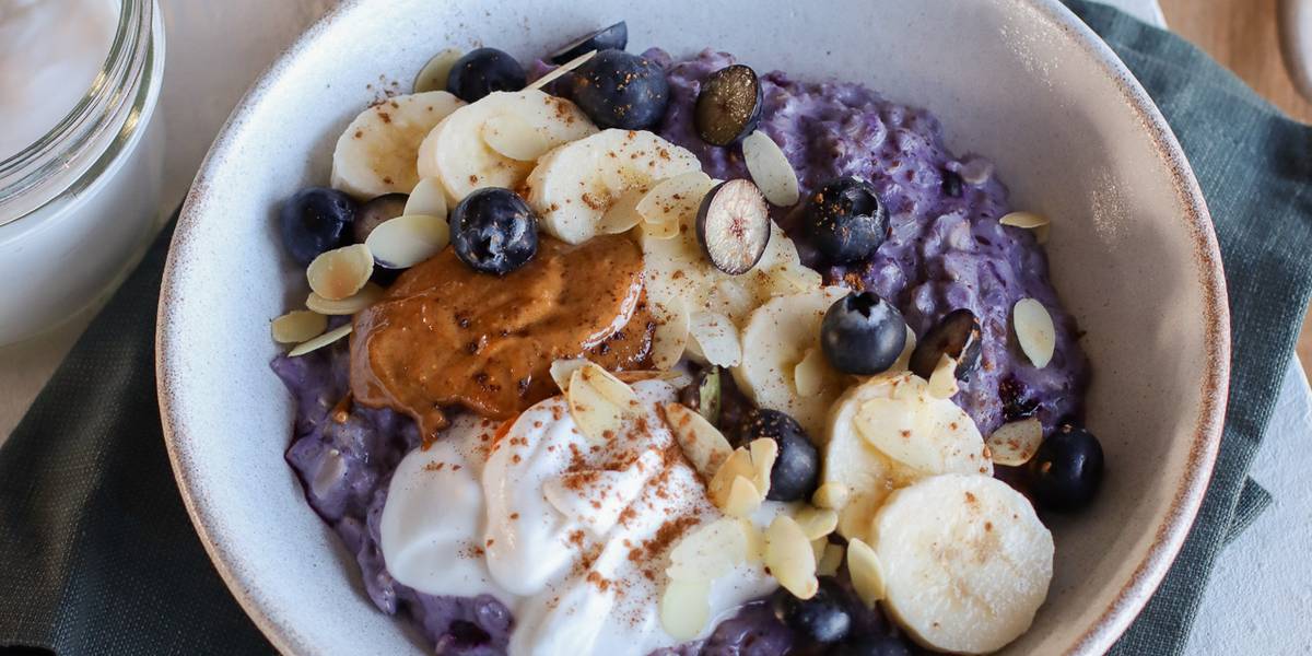 Blueberry Almond Oatmeal Pick Up Limes