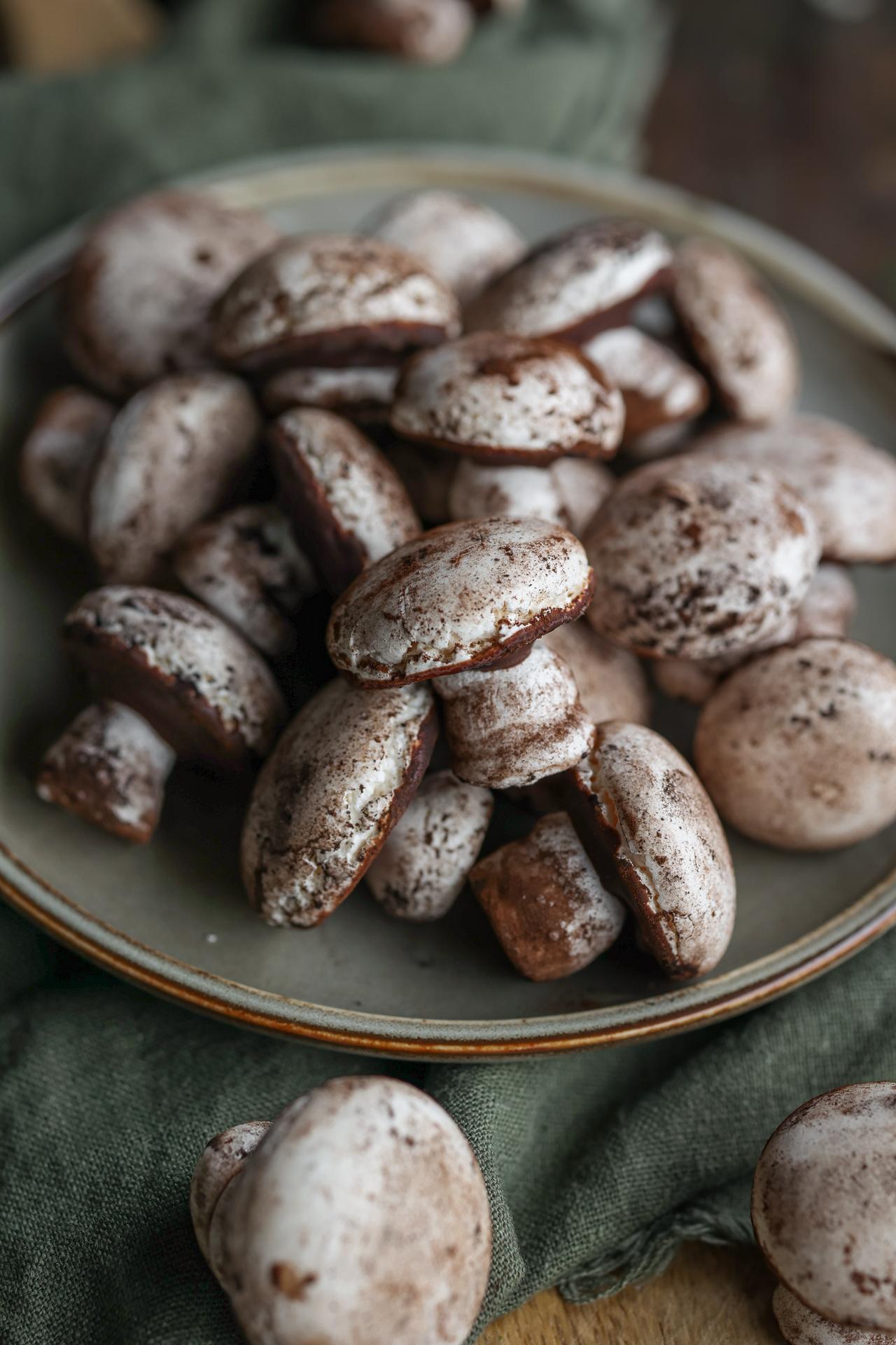 Main image of Vegan Meringue 'Mushrooms'